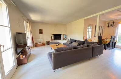 Maison Familial 120m2  À Vendre — photo du bien