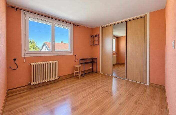 T3 traversant avec Gd balcon — photo 5