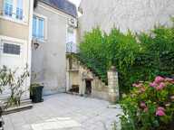 BOURGES CENTRE MAISON DE 191M² 6 PIECES GARAGE JARDIN — photo 2