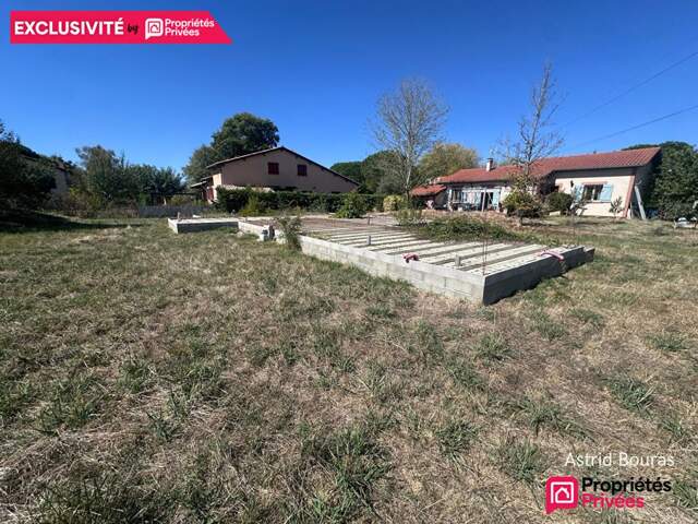 Terrain à bâtir - 1400 m2 - MURET — photo du bien