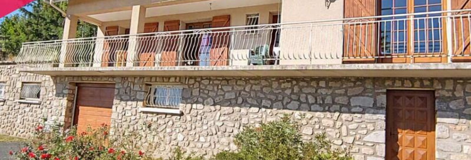 Maison 10 Pièces 220 m² à vendre à Soleymieux (42560)