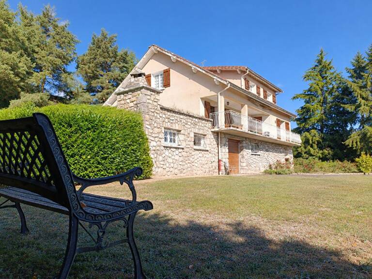 Maison familiale 220 m² + 220 m² de garage/stockage +terrain Soleymieux — photo 1