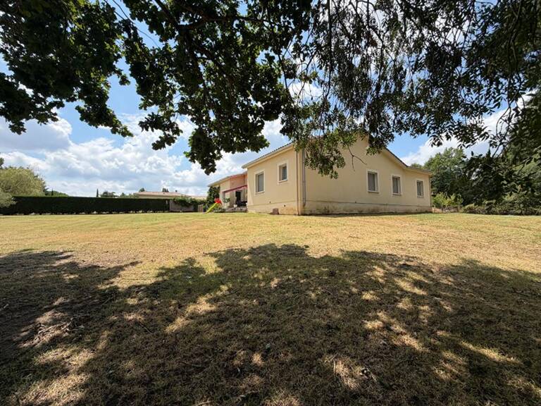 Maison proche Duras 6 pièces 5 chambres de 170 m2 sur grand jardin — photo 1