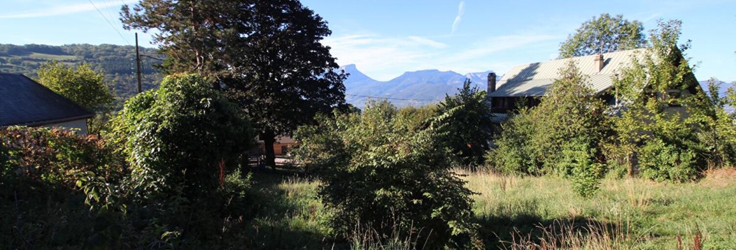Terrain  542 m² à vendre à Saint-Jean-d'Arvey (73230)