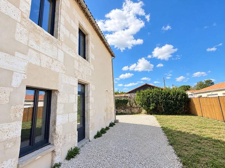 Maison Gond Pontouvre 6 pièce(s) 161 m2 — photo 1