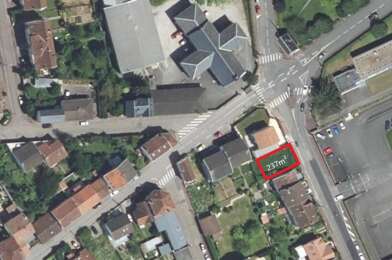 Terrain  64000 €