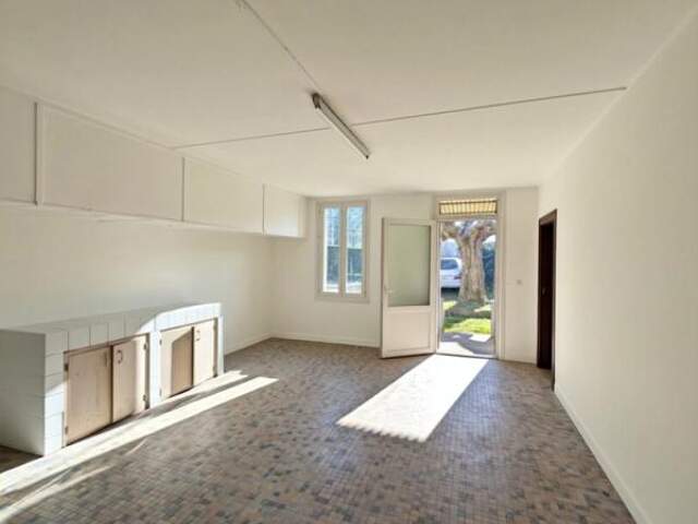 Maison St Denis De Pile 15 pièce(s) 140 m2 — photo du bien