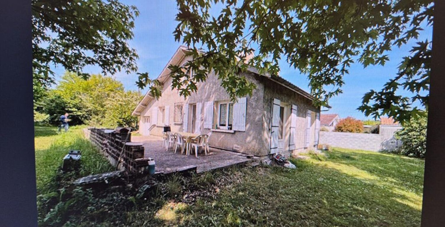 Maison Montussan 3 pièce(s) 79 m2 sur terrain 1268 M² piscinable — photo 1