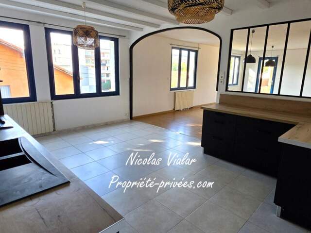 Appartement Montélimar de 145 m2 avec terrasse et garage — photo du bien