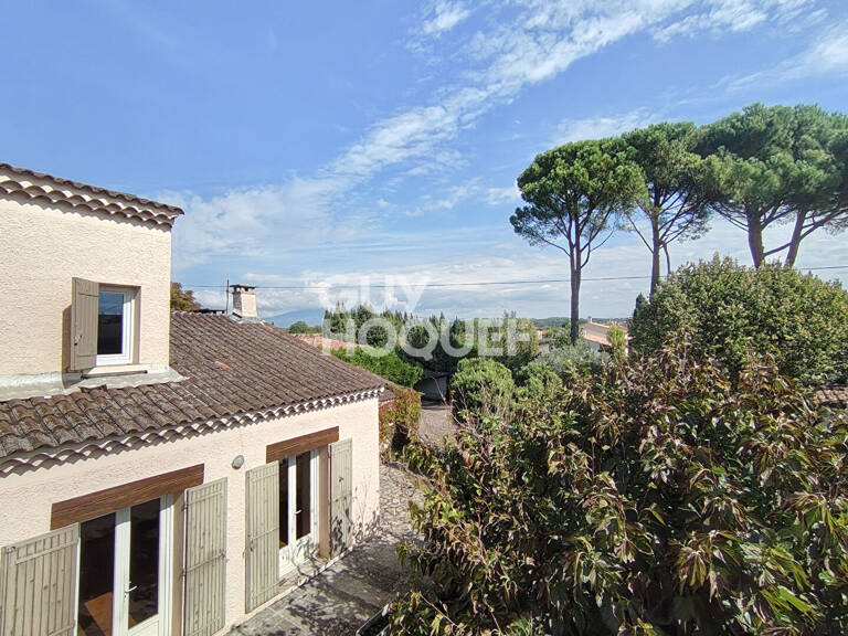 Maison Carpentras 7 pièce(s) de 183 m² - 5 chambres - Jardin - Piscine - Garage / Carport - Forage — photo 1