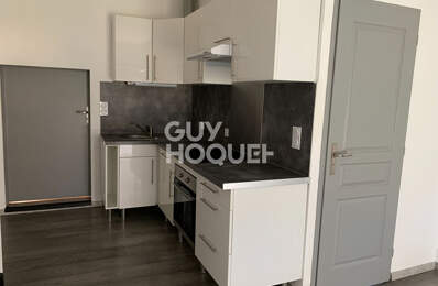 Appartement T2 à louer au centre-ville d'Aubenas - Réf 6142-1409 — photo du bien
