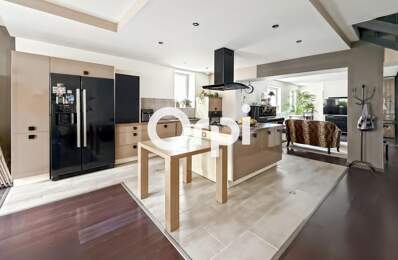 Appartement 165 m², centre du village avec double terrasse et vue dégagée ! — photo du bien