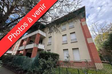 Appartement 3 pièces 915 €