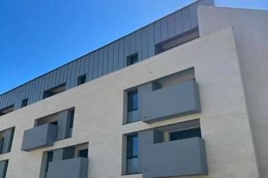 Appartement 3 pièces 817 €