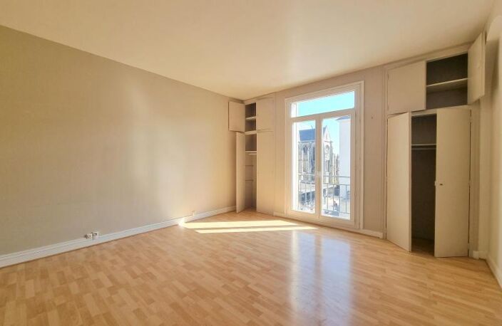 Location appartement 4 pièces 136 m² à Tours (37000) — photo 4