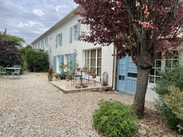 Spacieuse maison de village — photo du bien
