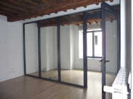 MONTBRISON CENTRE VILLE IMMEUBLE 300 M2 POUR ACTIVITES LIBER — photo 4