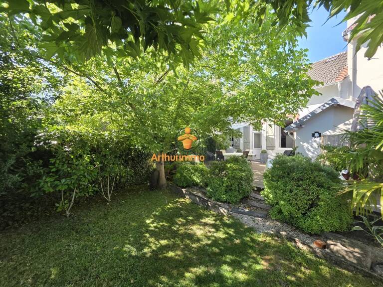 MAISON DE VILLE – JARDIN PLEIN SUD & PISCINE — photo 1