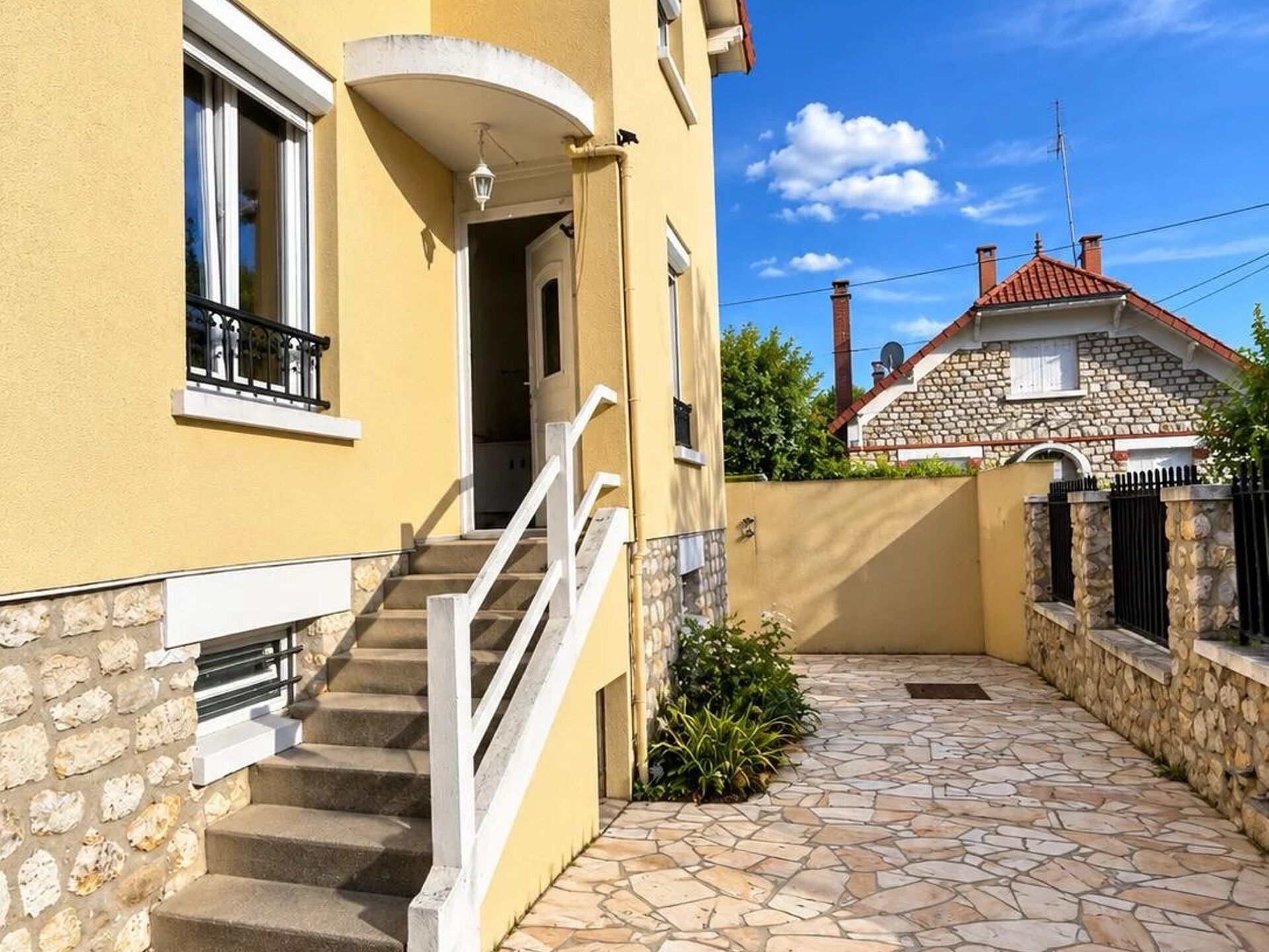 Maison 3 pièces 53 m² · à Melun · 53 m² · 215 000 €