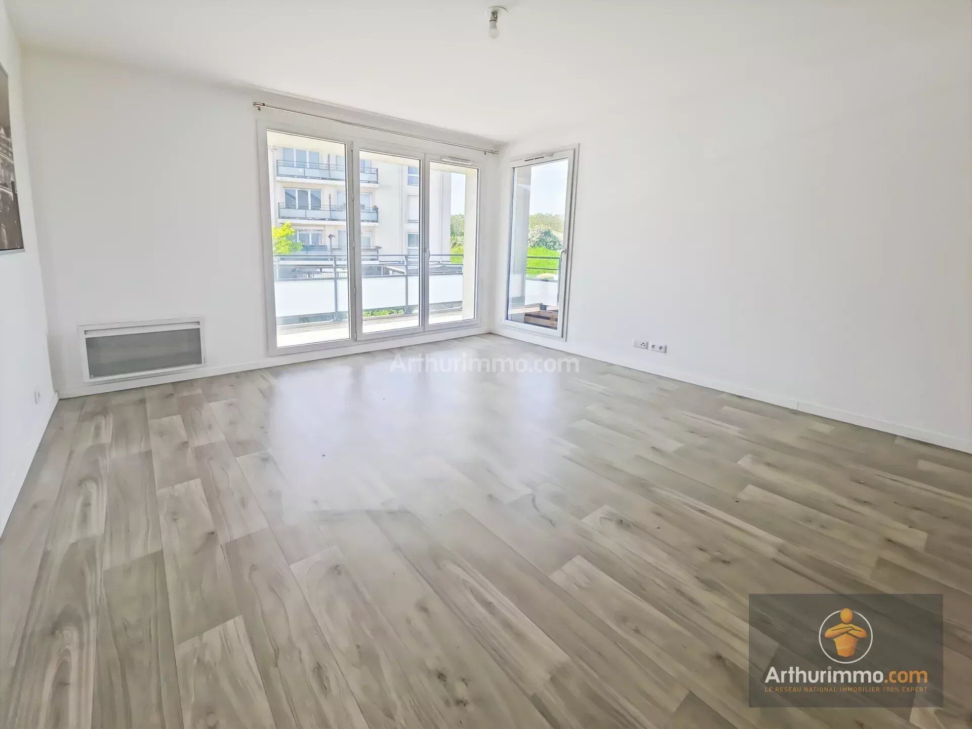 Appartement 3 pièces 57 m² · à Mennecy · 57 m² · 180 000 €