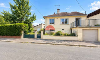 Maison 8 Pièces 190 m² à vendre à Rosières-en-Santerre (80170)