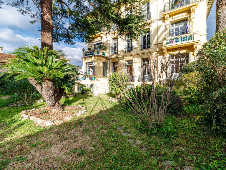 Nice - Saint-Sylvestre- Grand 5/6 pièces dans une maison bourgeoise avec parc à usage exclusif — photo 1