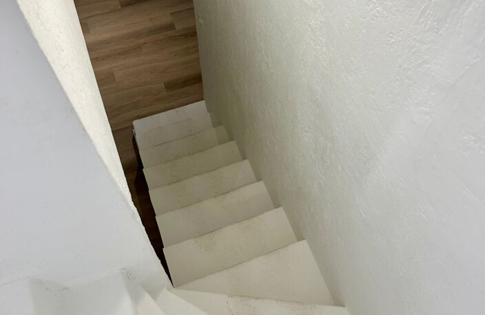 LYON 4 QUARTIER HENON VENTE APPARTEMENT TYPE 3 DUPLEX ATYPIQ — photo 3