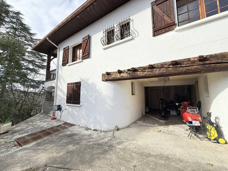 APPARTEMENT 3 PIECES AVEC TERRASSE CAVE ET GARAGE — photo 1