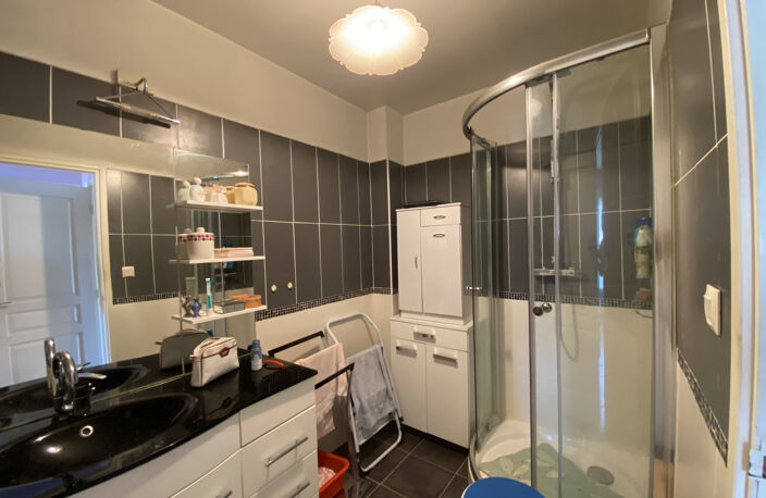 T2 53 m2, terrasse et ascenseur - Bon Rencontre — photo 5