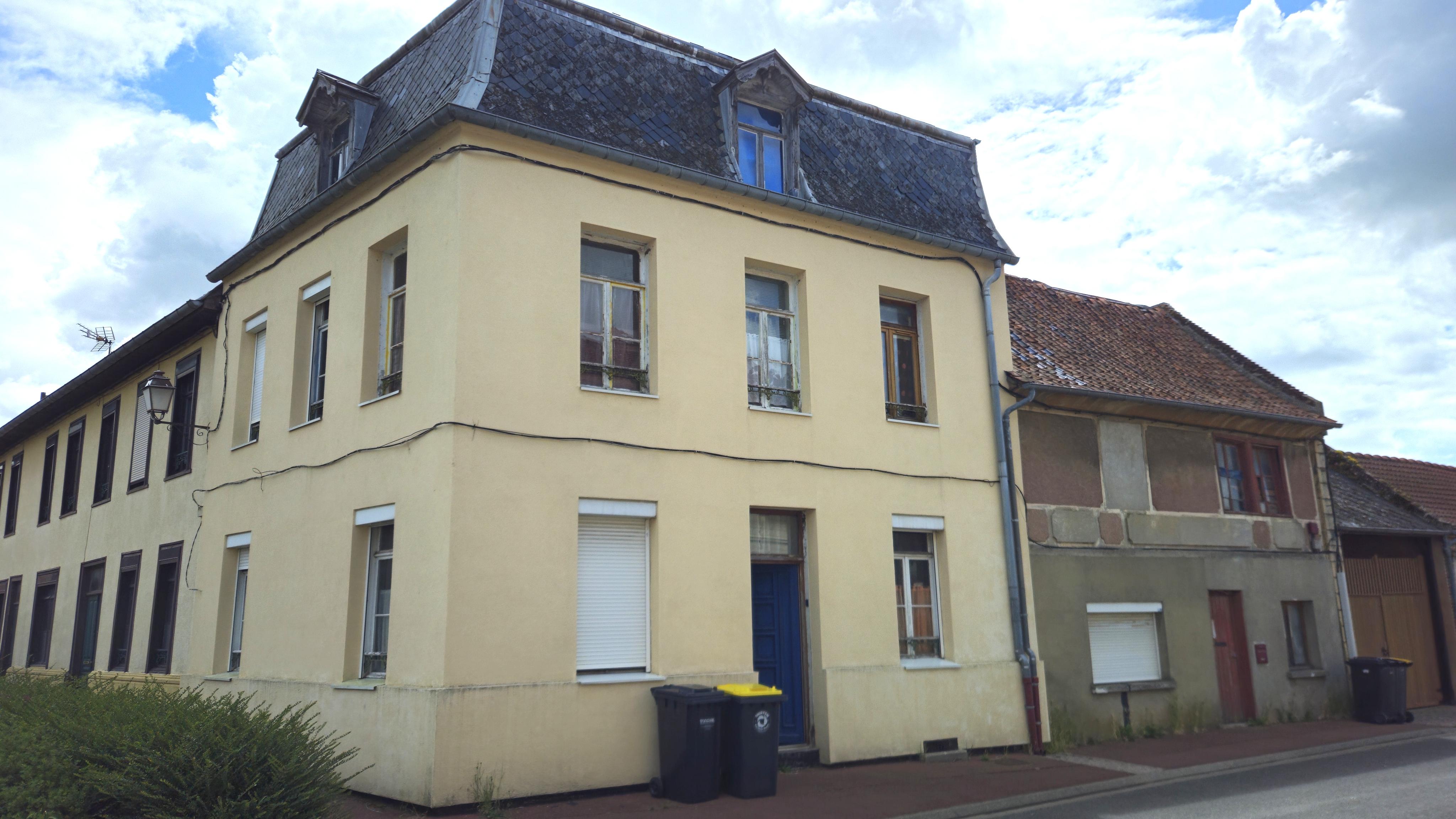 Maison de ville 120 m² avec potentiel d’aménagement, quatre chambres