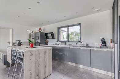 Maison 4 pièces 1025 €