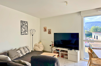 EYBENS - Bel appartement 3 pièces dans une résidence récente — photo du bien
