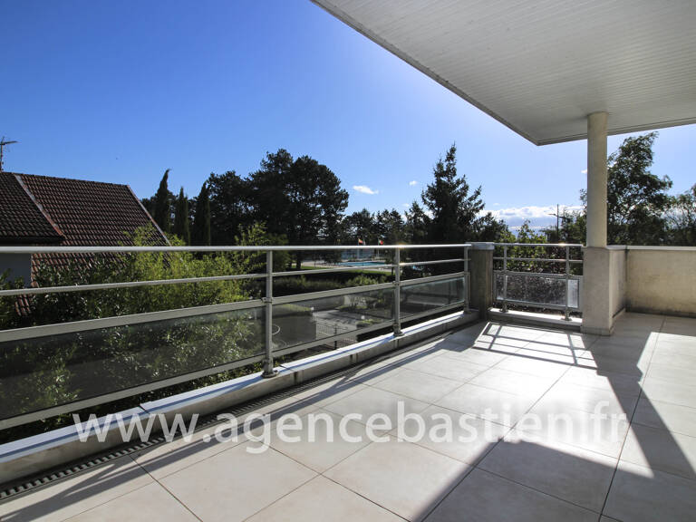 DIVONNE-LES-BAINS   Grand T3 de 93 m2 avec terrasse de plus — photo 1