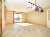 DIVONNE-LES-BAINS   Grand T3 de 93 m2 avec terrasse de plus — photo 4