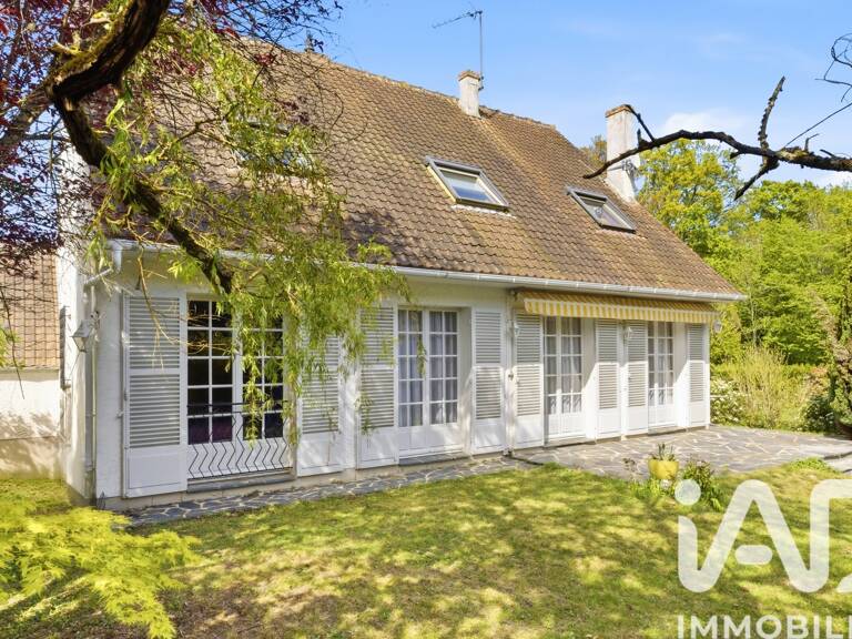 Vente Maison/villa 8 pièces — photo 1
