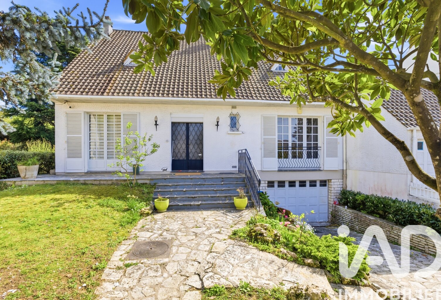 Vente Maison/villa 8 pièces — photo 1