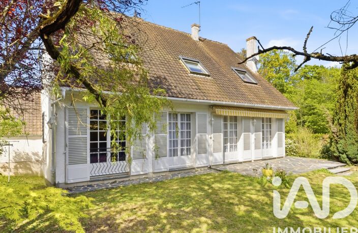 Vente Maison/villa 8 pièces — photo 2