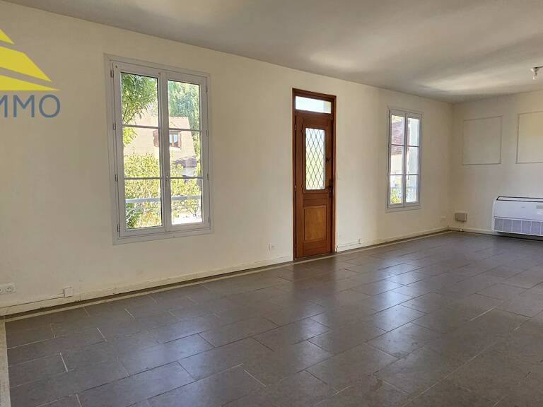 Maison familiale 3 chambres à Mandres-les-Roses — photo 1