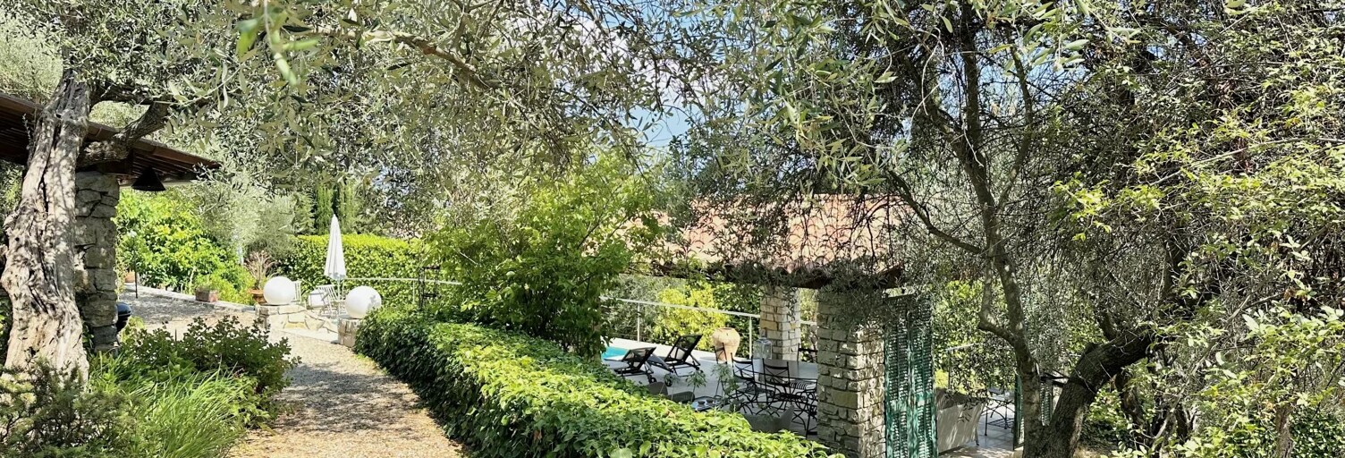 Maison 5 Pièces 152 m² à vendre à Le Tignet (06530)