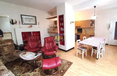 Duplex 4 chambres avec patio — photo du bien