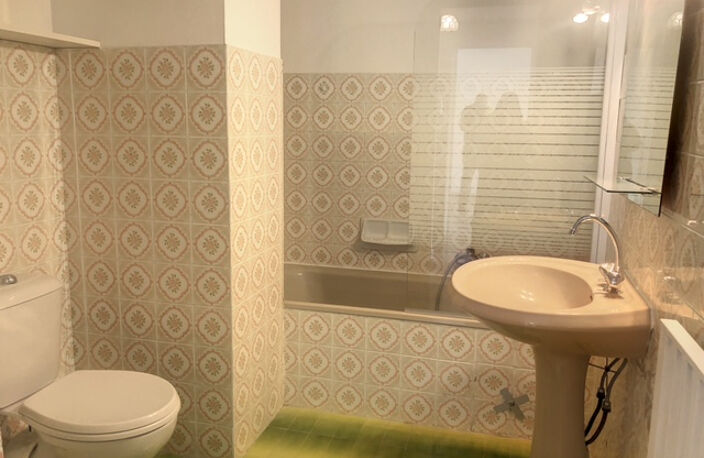 SPACIEUX STUDIO EN DERNIER ETAGE — photo 4