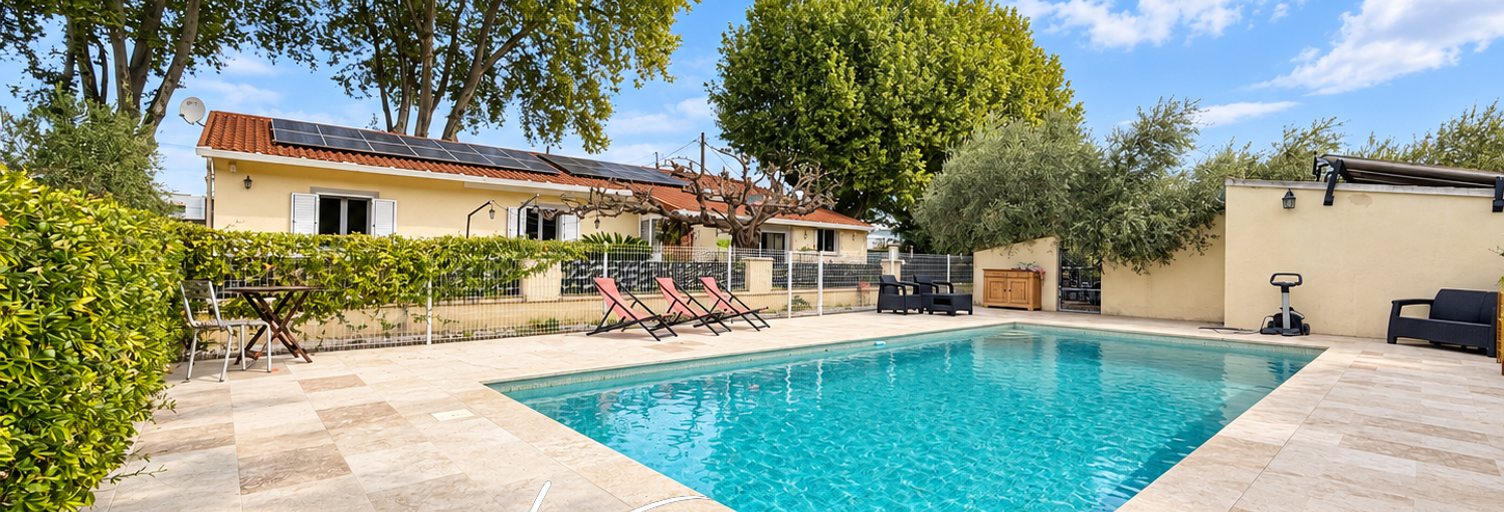 Maison 5 Pièces 150 m² à vendre à Noves (13550)