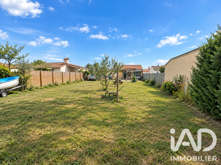 Vente Terrain 842 m&sup2; — photo 1