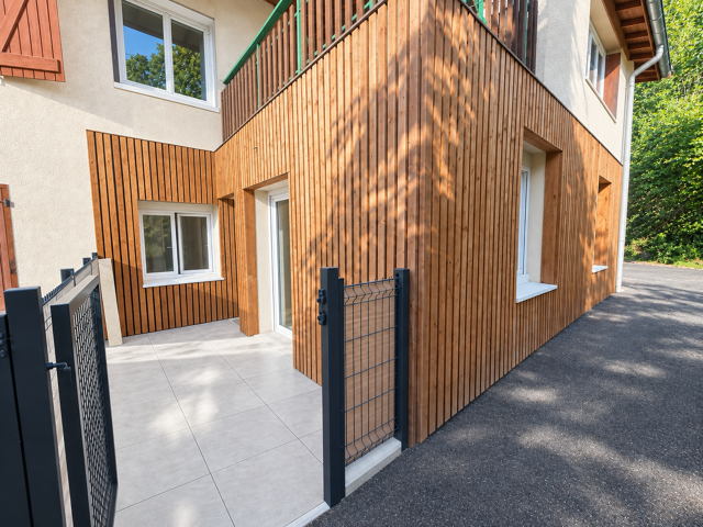 T4 entièrement rénové avec terrasses et jardin — photo du bien