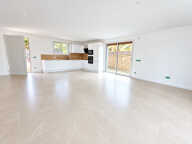 Maison entièrement rénové avec terrain — photo 3