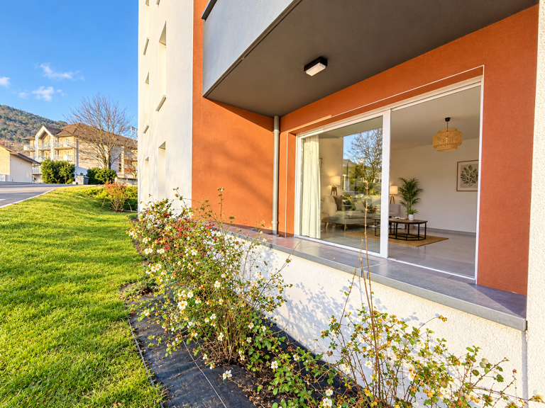 Beau T3 avec terrasse — photo 1