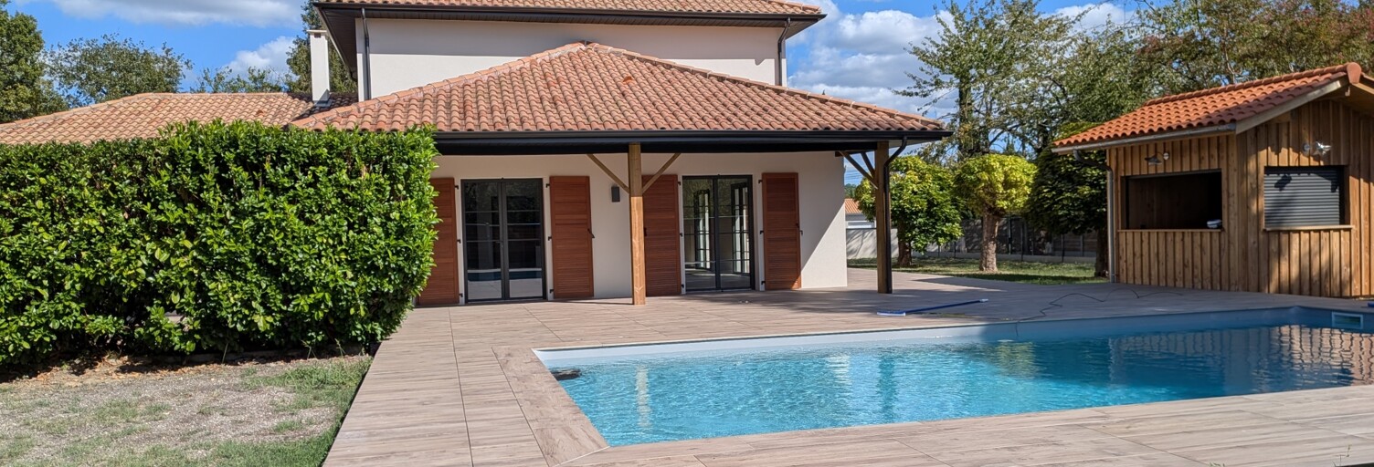 Maison 7 Pièces 199 m² à vendre à Carignan-de-Bordeaux (33360)