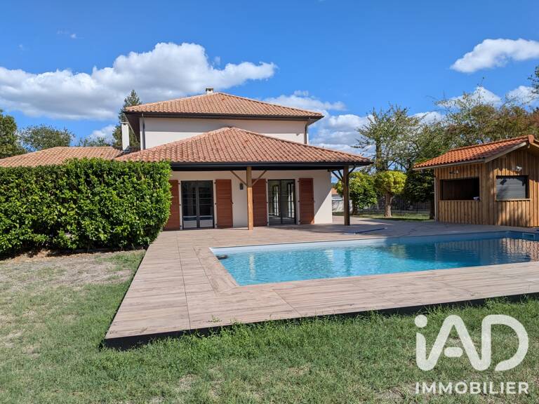Vente Maison/villa 7 pièces — photo 1