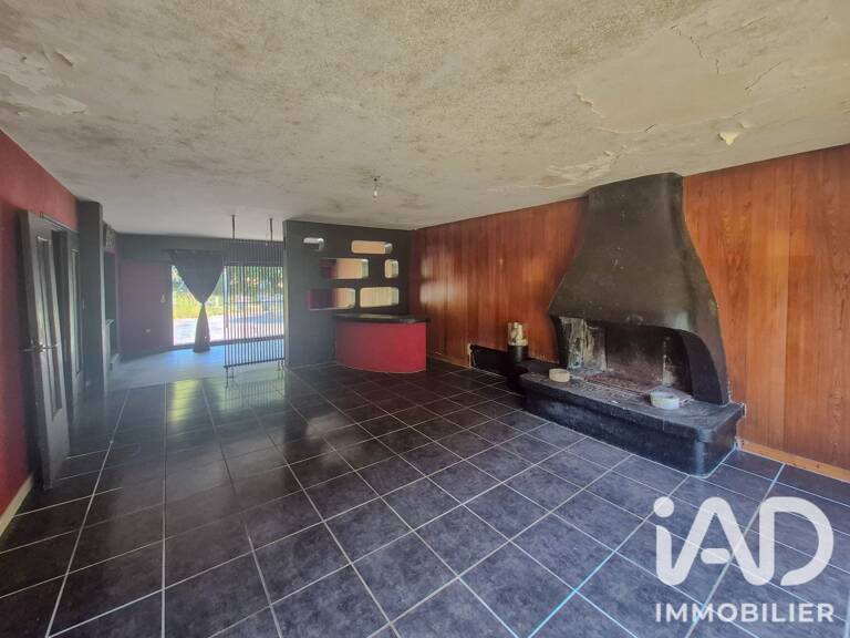 Vente Maison/villa 8 pièces — photo 1