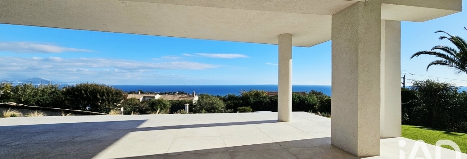 Appartement 5 Pièces 117 m² à vendre à Roquebrune-sur-Argens (83380)